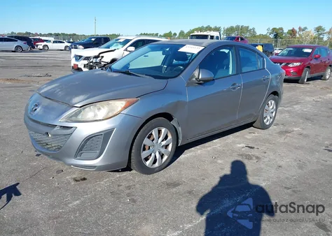 2010 Mazda Mazda3 I Sport из США, поврежденный, VIN JM1BL1SFXA1321112